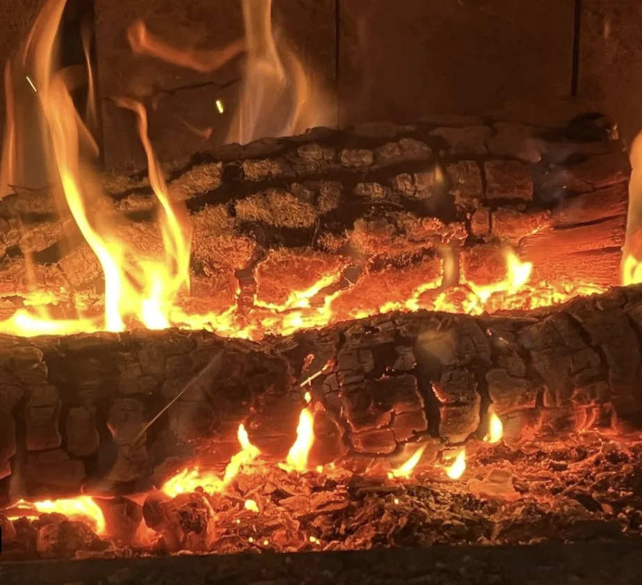 Foc în vatră — căminul românesc